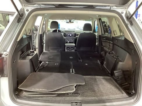 Used 2023 Volkswagen Atlas SE AWD/4WD image 16