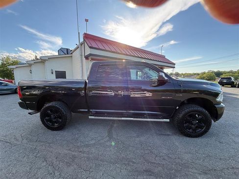 Used 2016 RAM 2500 Big Horn w/ Black Appearance Group image 3