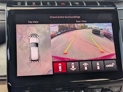 New 2025 Jeep Grand Cherokee Limited w/ Luxury Tech Group II image 22