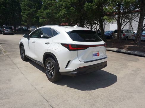 Used 2024 Lexus NX 250 FWD image 21