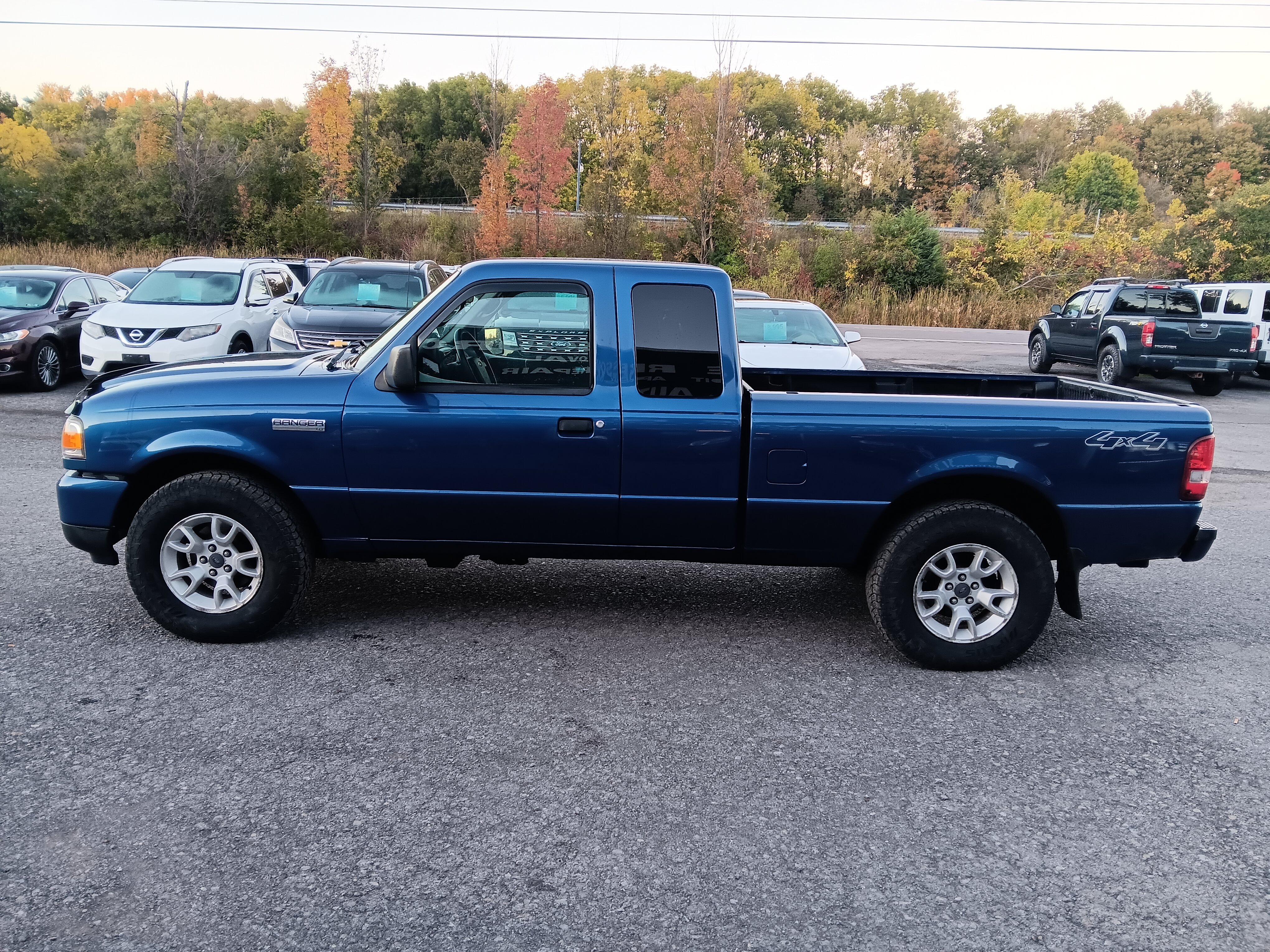 Used 2011 Ford Ranger XLT w/ Payload Pkg 2 AWD/4WD image 2