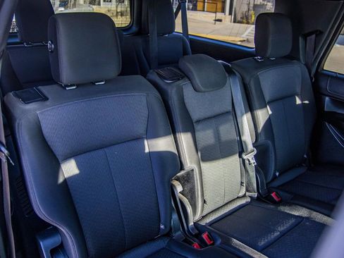 Used 2019 Ford Expedition Max XLT image 19