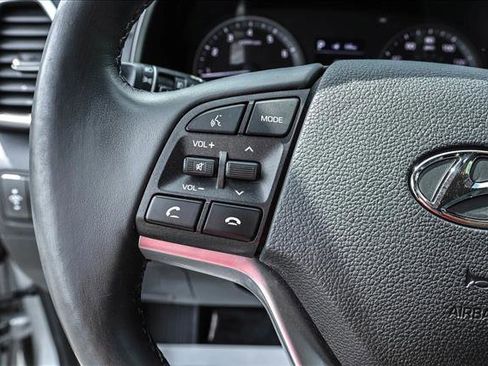 Used 2020 Hyundai Tucson Limited FWD image 15