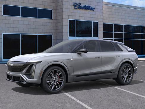 New 2026 Cadillac Lyriq V AWD/4WD image 3