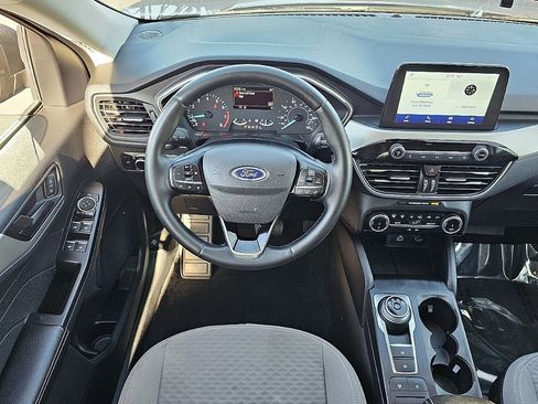 Used 2022 Ford Escape SE w/ Convenience Package FWD image 24