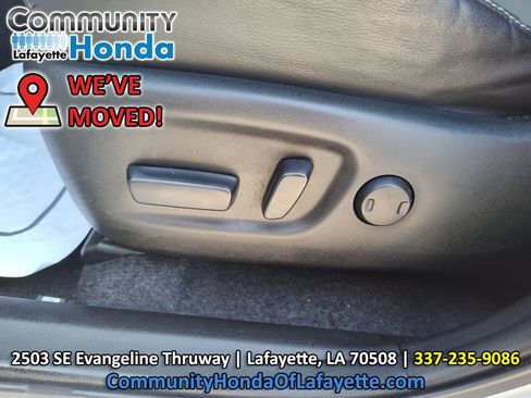 Used 2016 Toyota RAV4 Limited w/ Advanced Technology Package FWD image 25