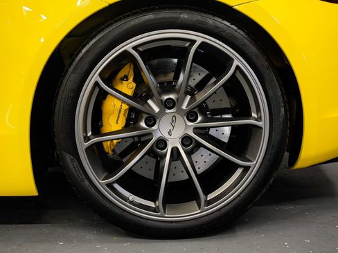 Used 2016 Porsche Cayman GT4 RWD image 46