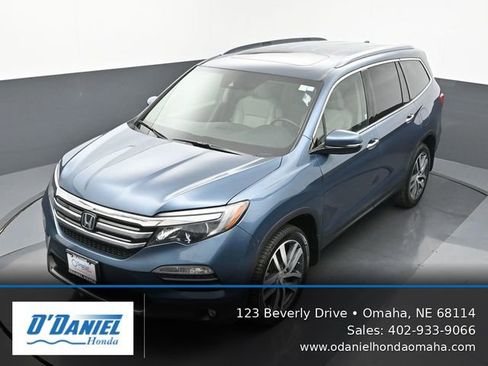Used 2017 Honda Pilot Touring image 21
