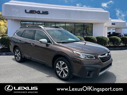 Used 2020 Subaru Outback Touring XT AWD/4WD image 7