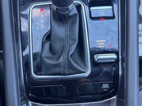 Used 2024 Jeep Compass Latitude w/ Sun and Sound Group image 24