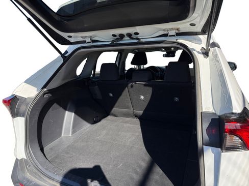 Used 2024 Toyota RAV4 LE image 12