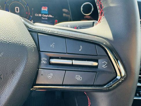 Used 2024 Chevrolet Traverse RS w/ LPO, Floor Liner Package image 27