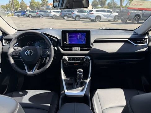 Used 2024 Toyota RAV4 XLE Premium FWD image 18