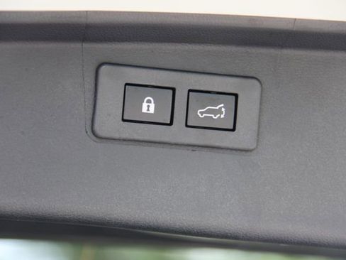 Certified 2025 Subaru Outback Limited AWD/4WD image 35