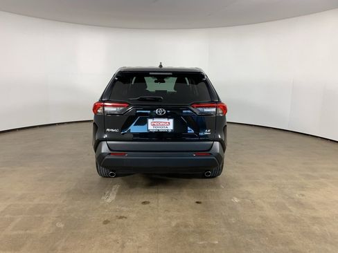 Used 2024 Toyota RAV4 LE image 10