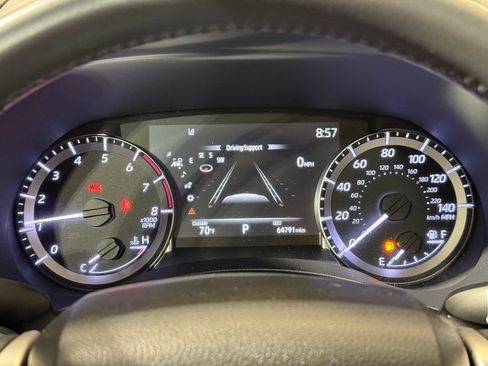 Used 2023 Toyota Highlander XLE FWD image 28