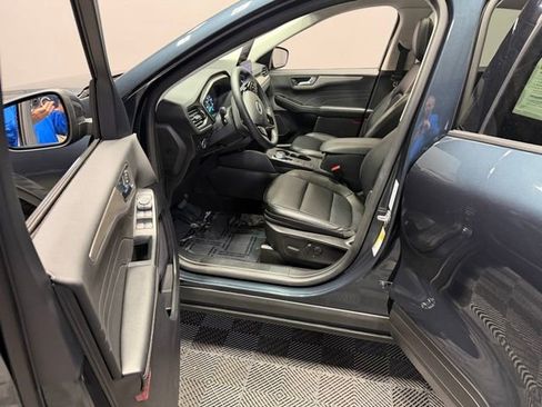 Used 2022 Ford Escape SEL image 13