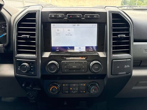 Used 2022 Ford F250 XLT w/ XLT Premium Package AWD/4WD image 10