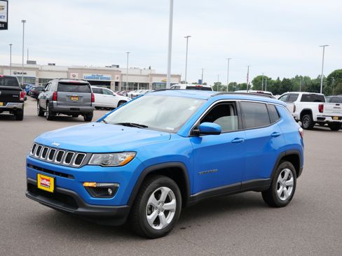 Used 2018 Jeep Compass Latitude w/ Popular Equipment Group AWD/4WD image 15