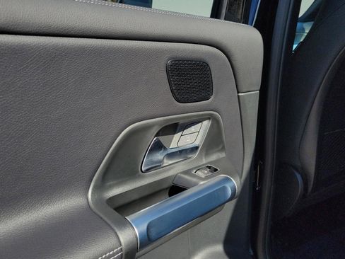 Certified 2026 Mercedes-Benz GLB 250 image 8