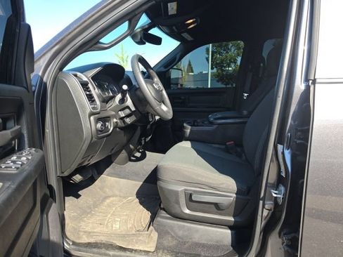 Used 2024 RAM 2500 Tradesman w/ Chrome Appearance Group AWD/4WD image 20