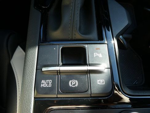 Used 2025 Kia K5 GT-Line image 25