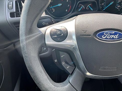 Used 2015 Ford Escape SE image 15