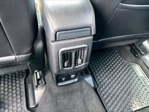 Used 2019 Jeep Compass Latitude w/ Popular Equipment Group AWD/4WD image 24