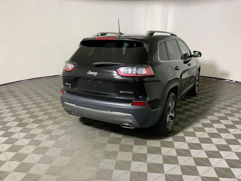 Used 2019 Jeep Cherokee Limited w/ Luxury Group AWD/4WD image 7