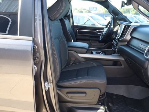 Used 2025 RAM 1500 Big Horn AWD/4WD image 24
