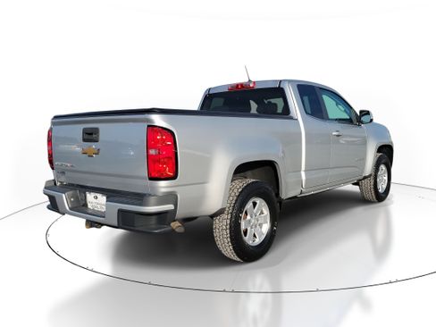 Used 2017 Chevrolet Colorado W/T w/ WT Convenience Package image 4