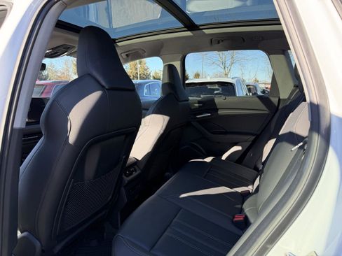 Used 2025 Audi Q6 e-tron Premium Plus w/ Premium Plus image 23