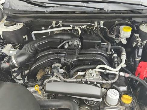 Used 2021 Subaru Outback Limited image 32