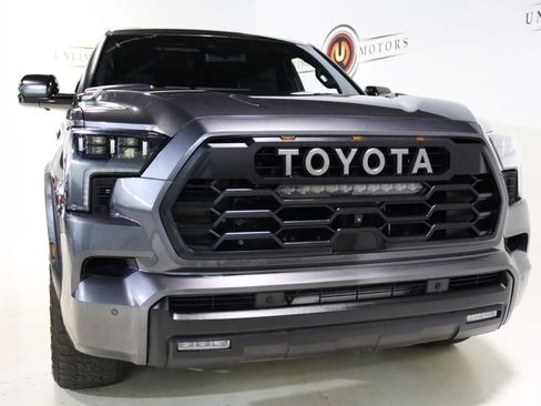 Used 2025 Toyota Sequoia TRD Pro AWD/4WD image 30