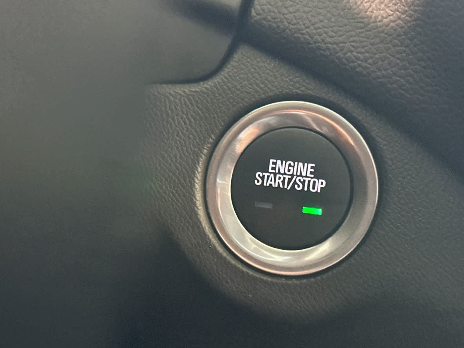 Used 2024 Chevrolet Equinox LT AWD/4WD image 23