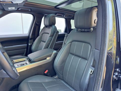 Used 2022 Land Rover Range Rover Sport HSE Silver Edition image 45