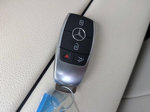 Used 2023 Mercedes-Benz GLE 350 image 35