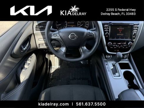 Used 2019 Nissan Murano S FWD image 12