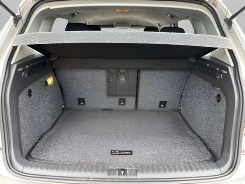 Used 2013 Volkswagen Tiguan S image 21