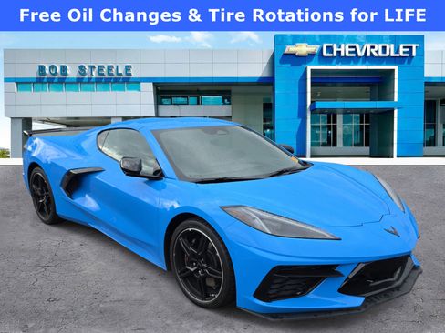 Used 2025 Chevrolet Corvette Stingray Preferred Cpe w/ Z51 Performance Package RWD image 1