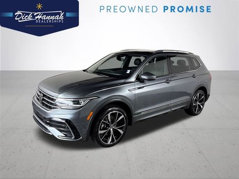 Used 2022 Volkswagen Tiguan SEL R-Line image 1