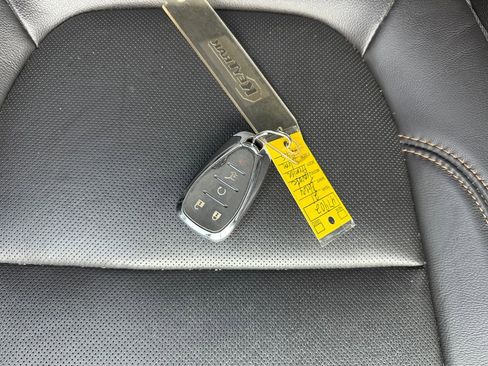 Used 2021 Chevrolet Traverse Premier w/ Redline Edition image 34