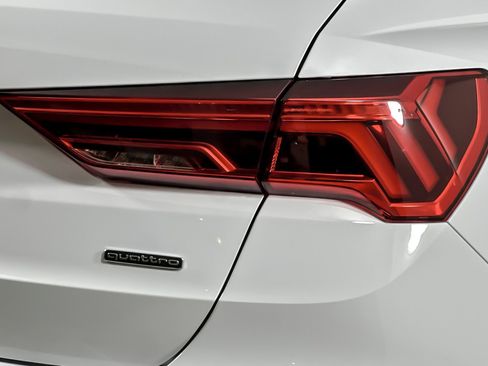 Used 2025 Audi Q3 2.0T Premium image 25