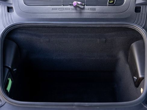 Used 2018 Porsche 911 GT3 image 31