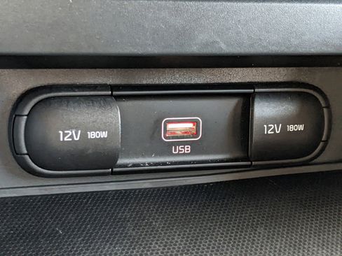 Used 2020 Kia Soul X-Line image 23