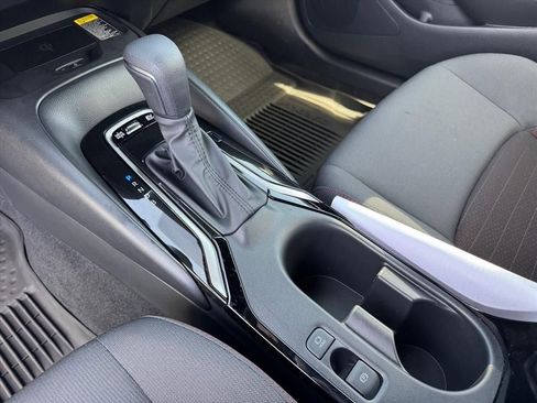 Certified 2025 Toyota Corolla SE w/ SE Premium Package image 21