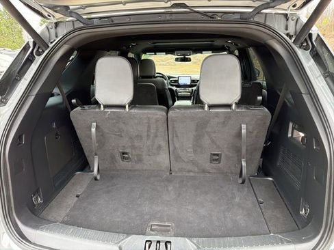 Used 2022 Ford Explorer ST image 7