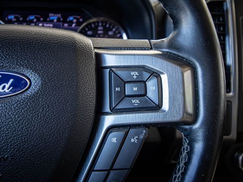 Used 2019 Ford Expedition Platinum image 37