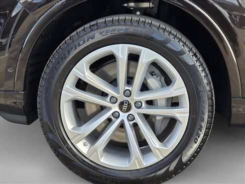 New 2026 Audi Q7 2.0T Premium Plus AWD/4WD image 9