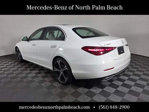 Used 2023 Mercedes-Benz C 300 Sedan image 4